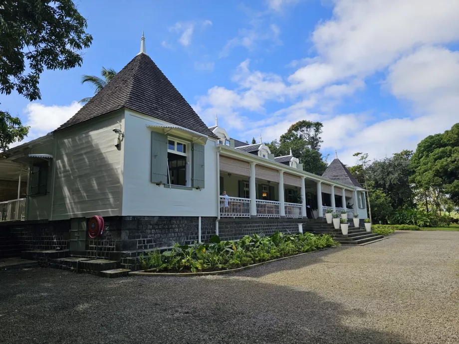 Saint Aubin, restoran