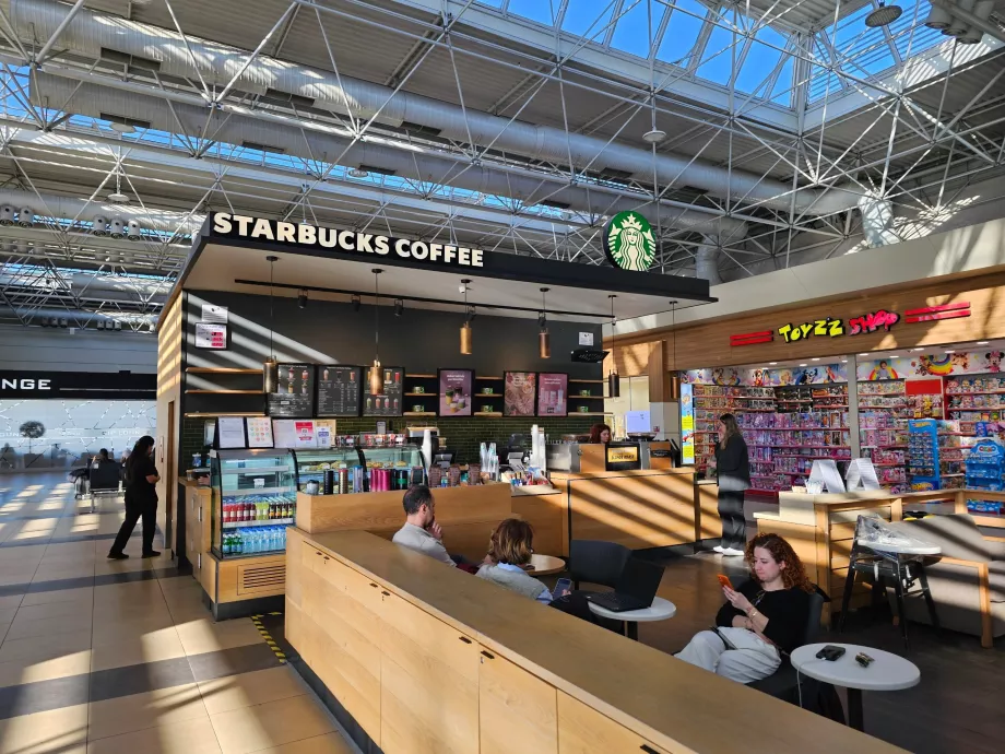 Starbucks, Terminal 1, iç hatlar transit bölümü