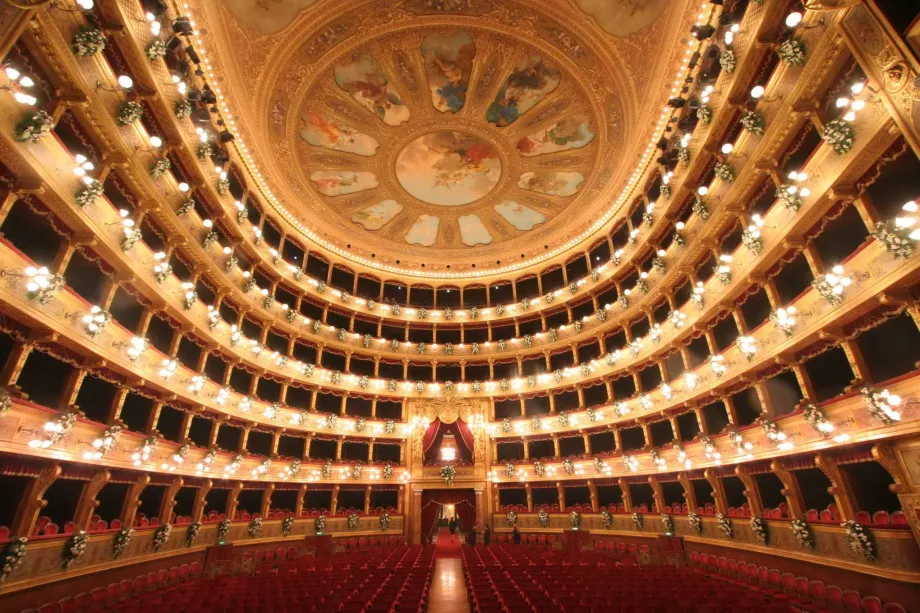 Teatro Arjantin