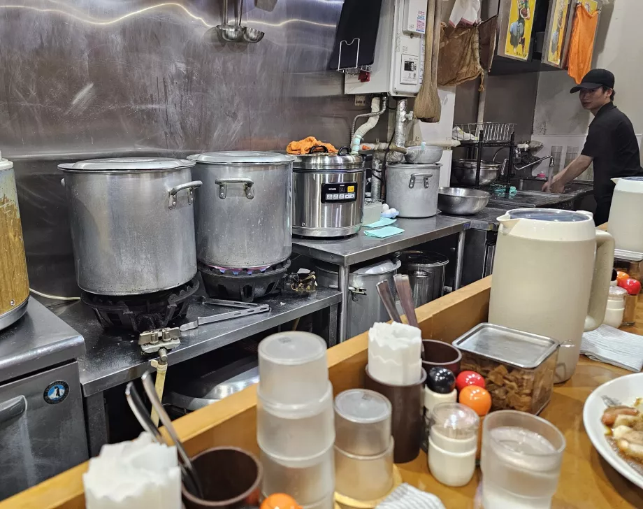 Hinoya Curry, mutfak