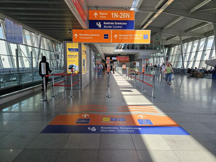 Schengen dışı ülkelerden ayrılış kapılarındaki sınır kontrolü
