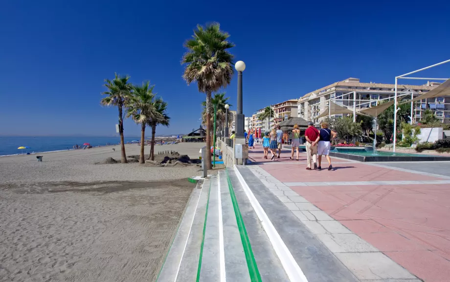 Estepona çevresindeki gezinti yerleri