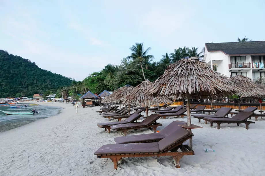 Long Beach, Perhentiany, Malezya
