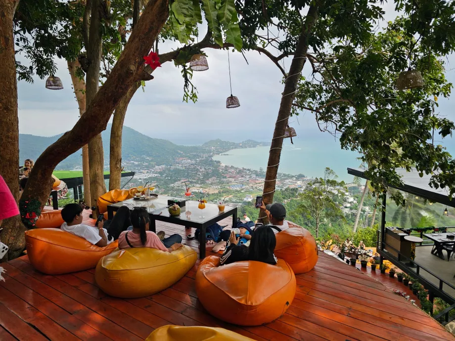 Restaurant at Overlap Stone 2