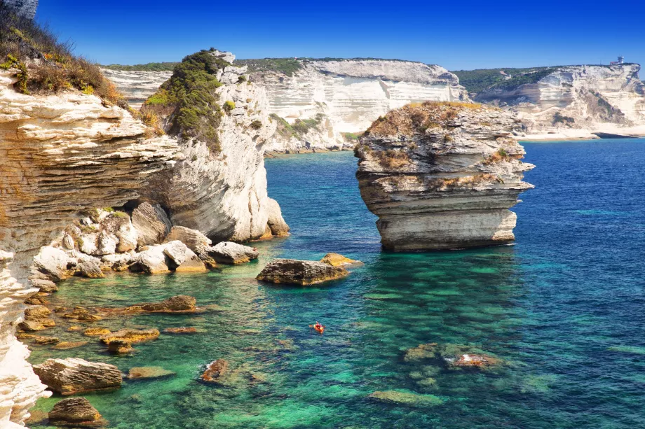 Bonifacio'nun doğal kayalıkları