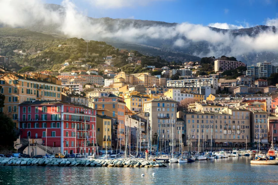 Bastia limanı