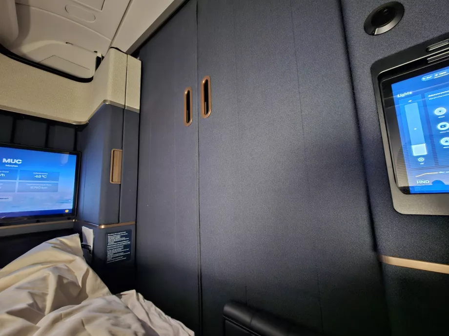 Süitimin kapalı kapısı