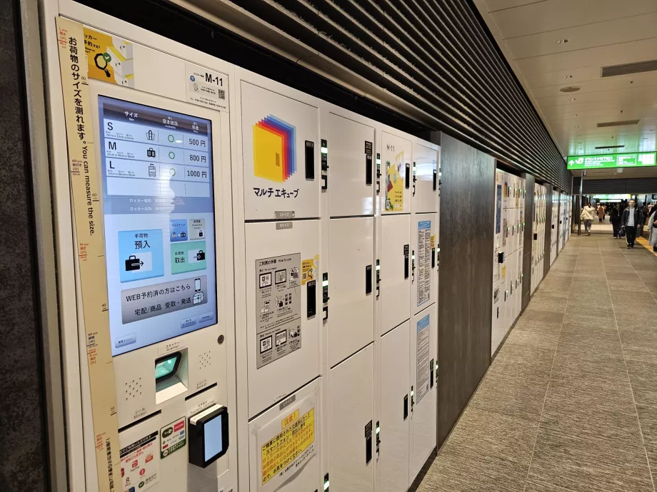 Bagaj muhafazası için kilitli dolaplar