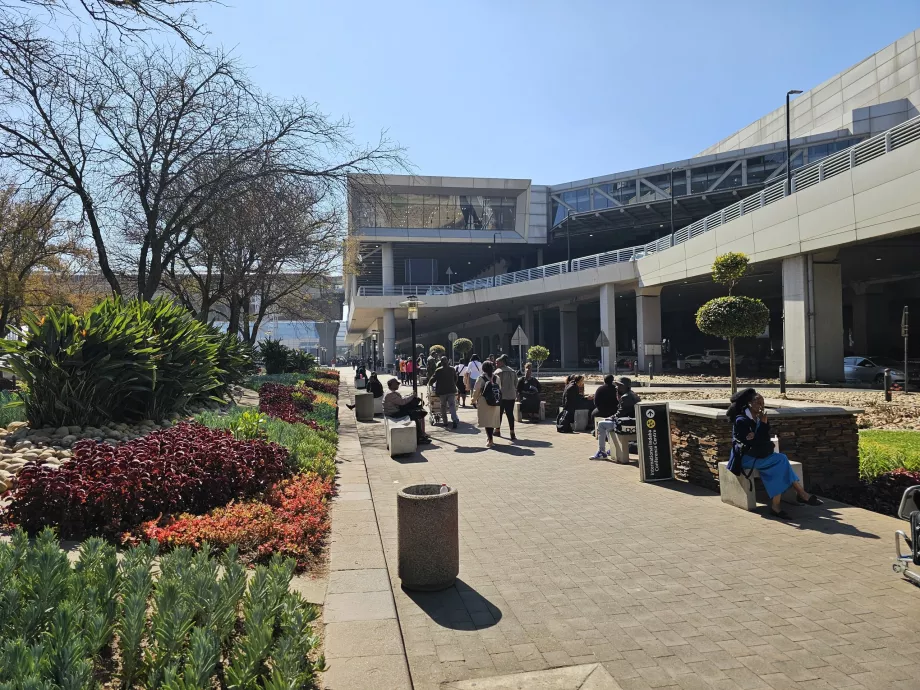 Terminalin önüne park edin