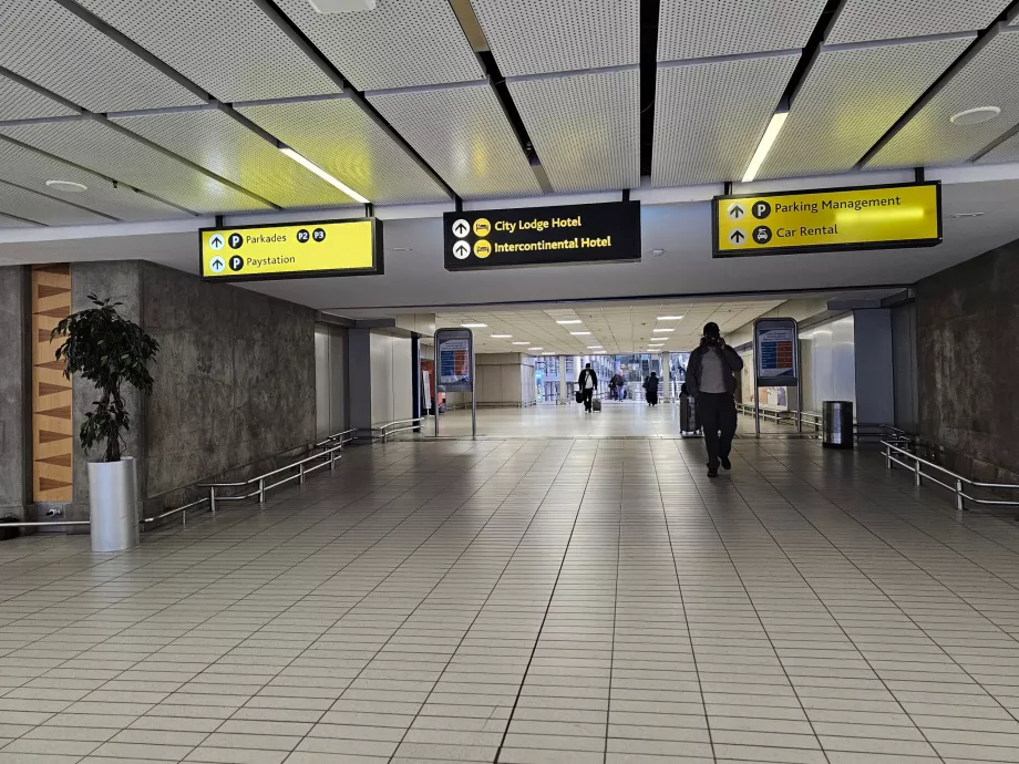 Parkade 2'ye yol tarifi (Uber, Bolt, Taksi)