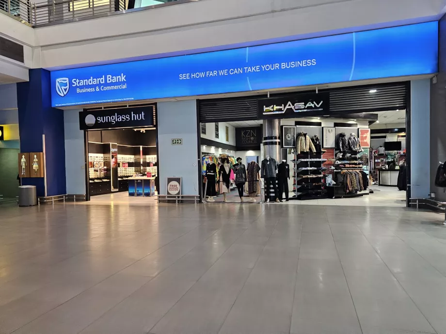 Ortak kullanım alanındaki mağazalar