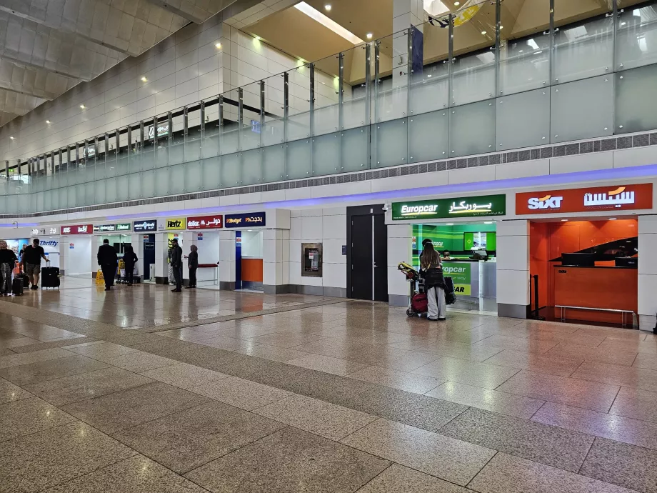 Araç kiralama kontuarları, Terminal 1