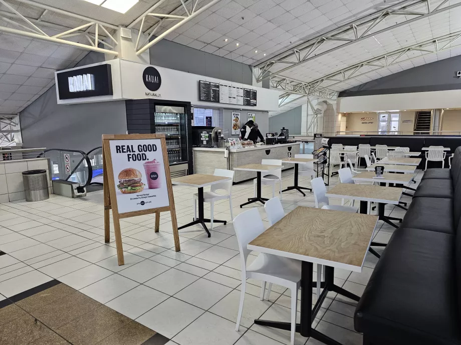 Ortak alanda kafe