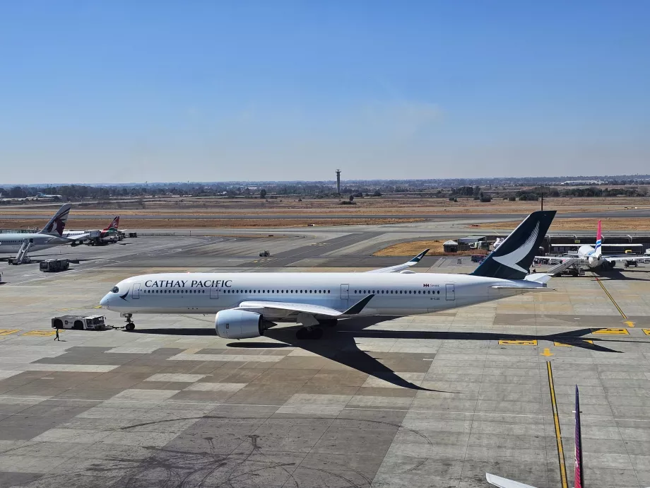 Cathay Pacific, Airbus A350 Johannesburg Havalimanı'nda