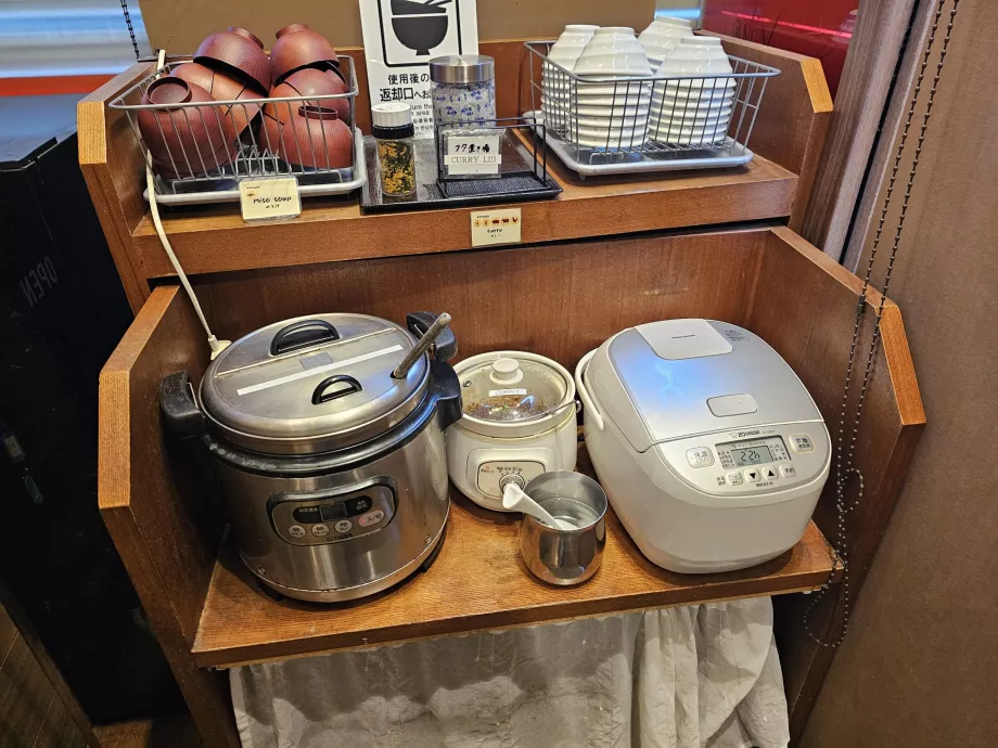 Kahvaltı - pirinç ve miso çorbası