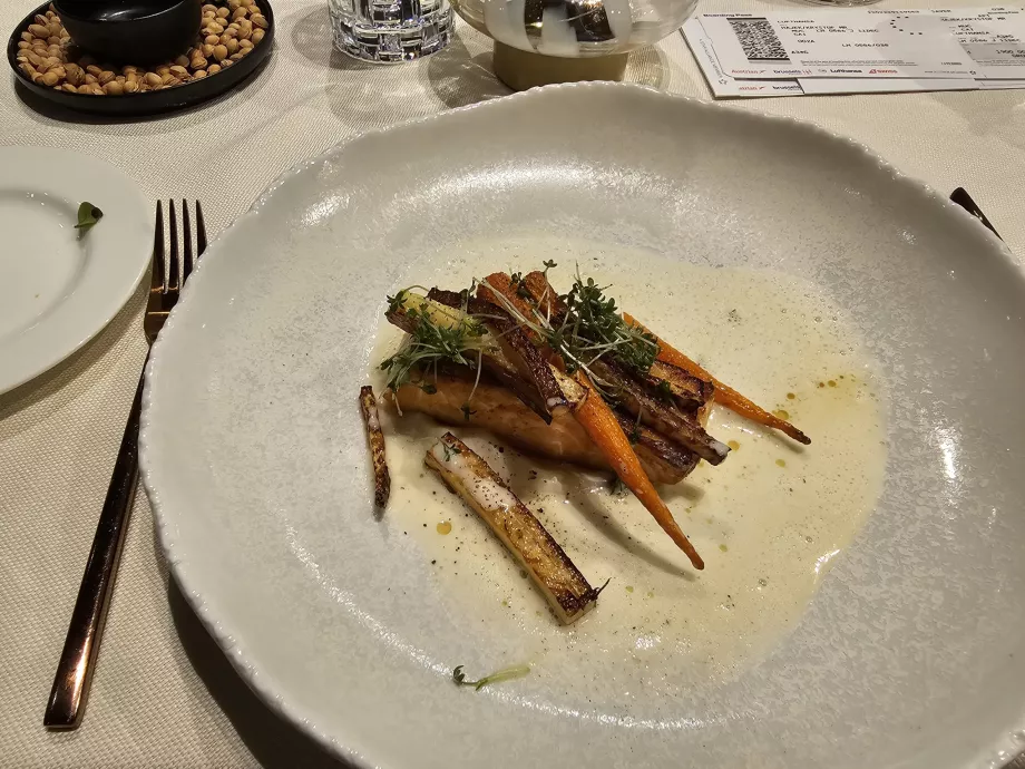 First Class Lounge (Ana Terminal) - a la carte ana yemek