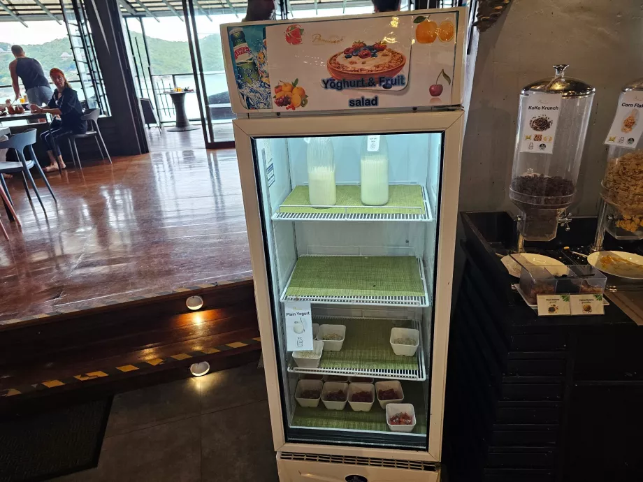 Kahvaltı: süt ve yulaf lapası