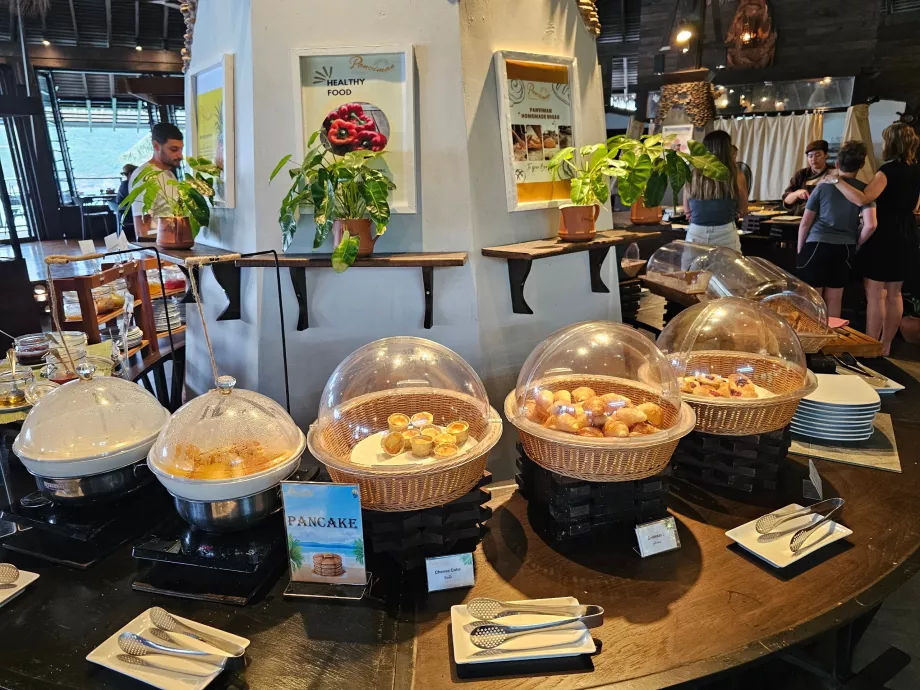 Kahvaltı: tatlı hamur işleri