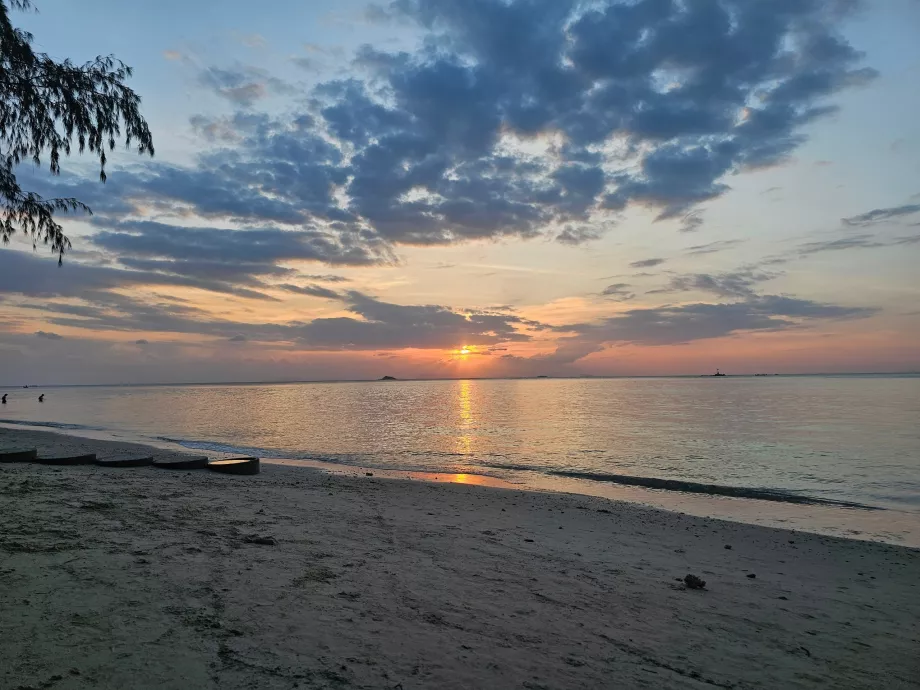 Zen Plajı'nda Gün Batımı