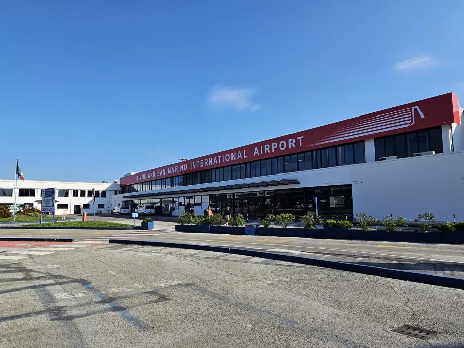 Rimini Havalimanı