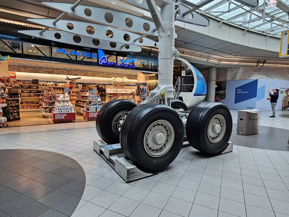 Oyuncak dükkanı Planes Plaza