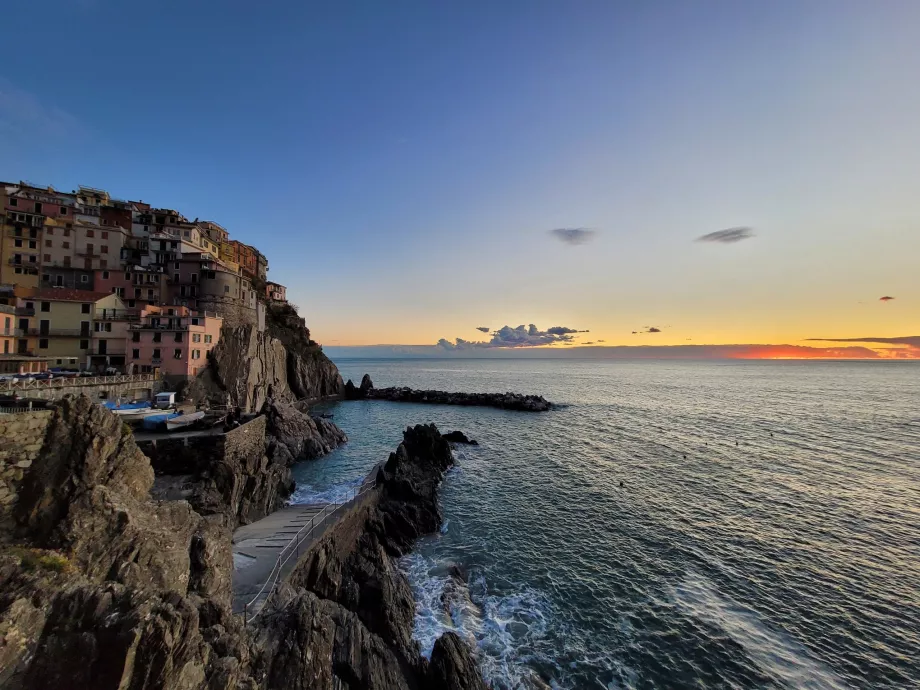 Manarola'da gün batımı