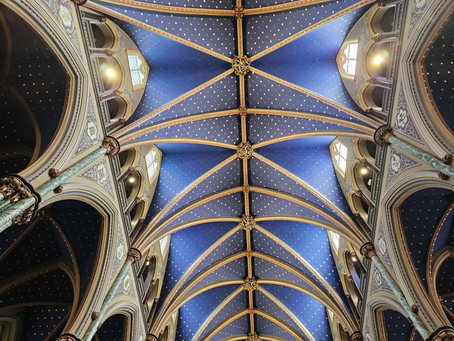 Notre Dame Bazilikası