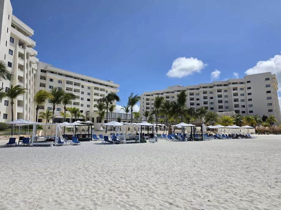 Langosta Beach Otel