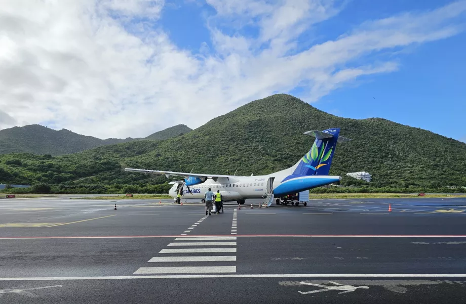 SFG havaalanına varış