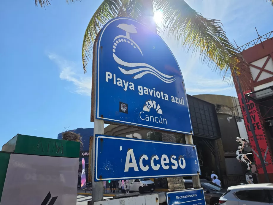 Playa Gaviota Azul, halka açık