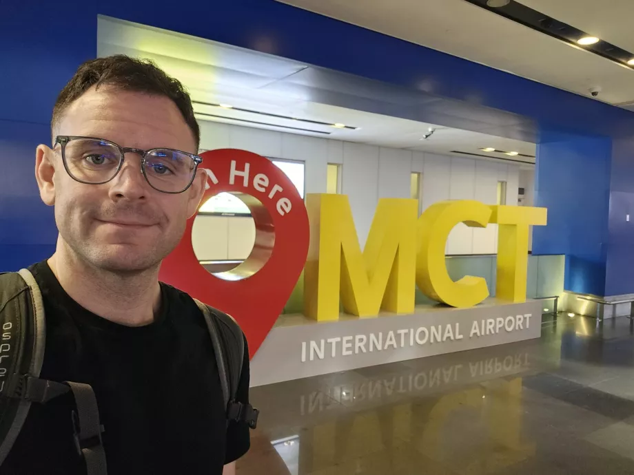 Muskat Havaalanı'nda ben