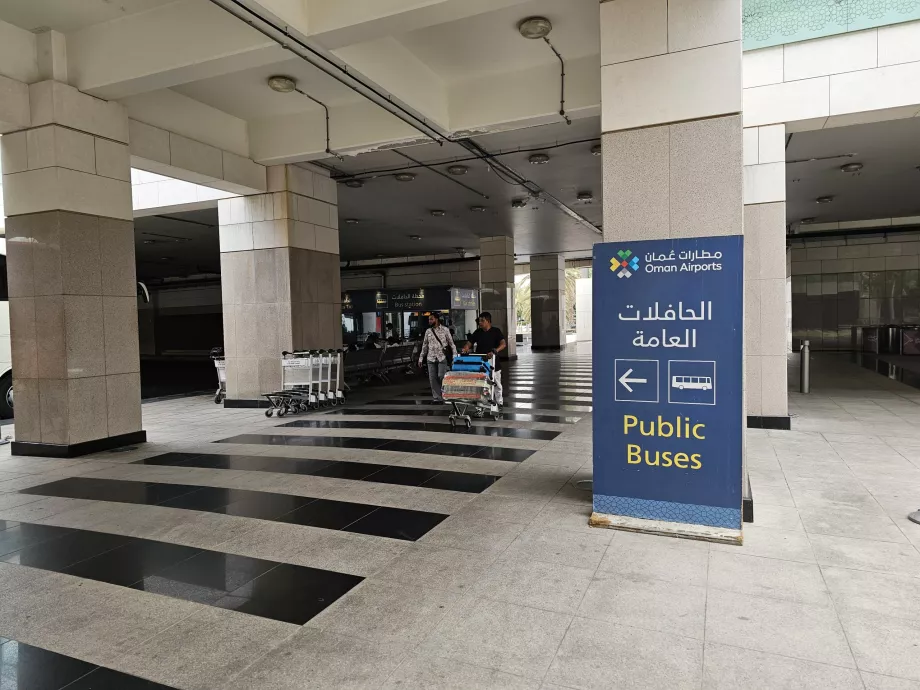 Toplu taşıma otobüs durağı