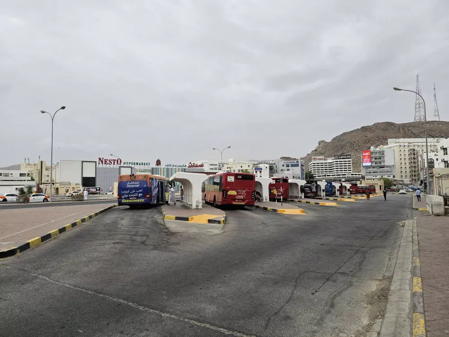 Ruwi otobüs durağı
