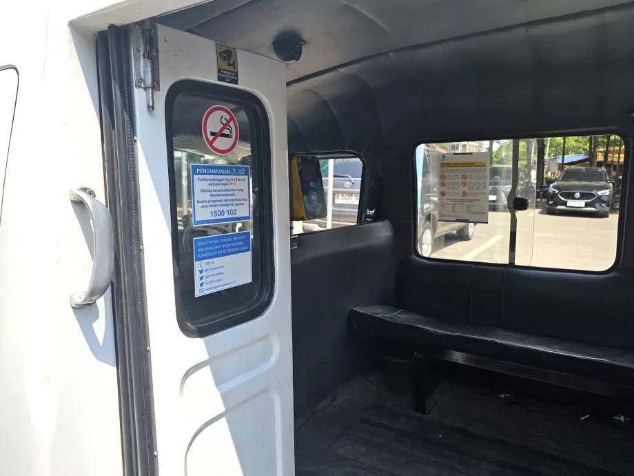 Minibüste bilet okuyucu