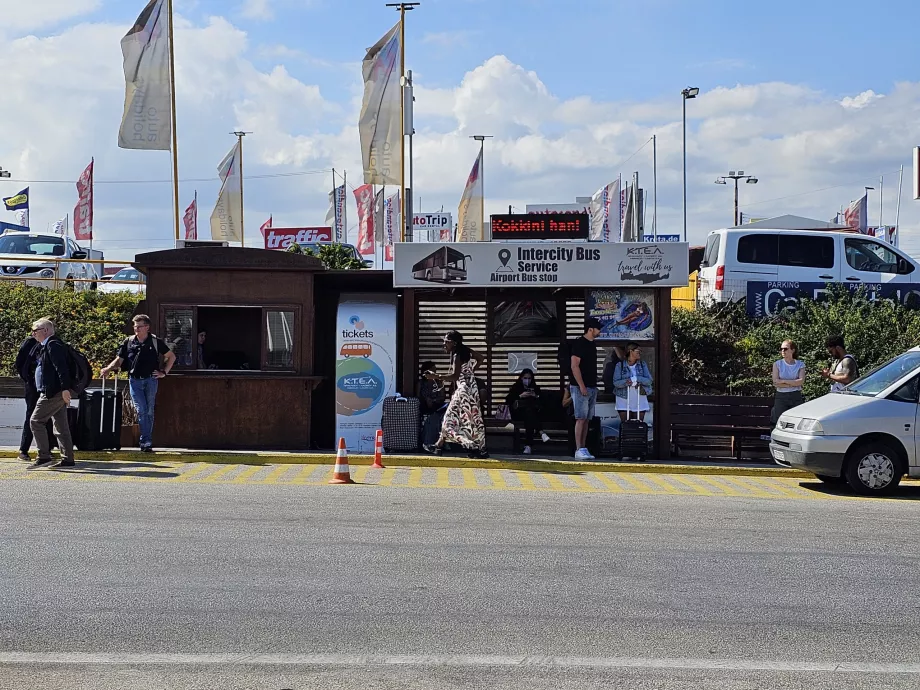 Şehirlerarası otobüs durağı