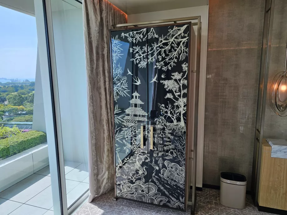 Minibarlı gardırop