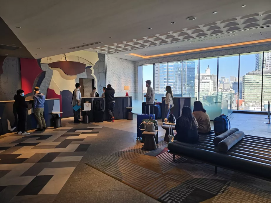 Otel resepsiyonu 12. katta