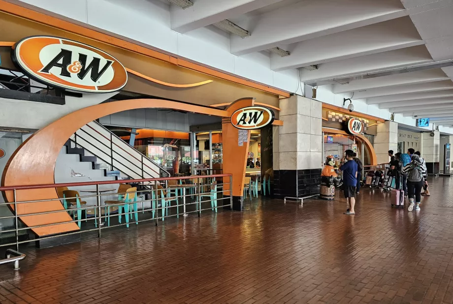 Fast food, ortak alan, Terminal 2
