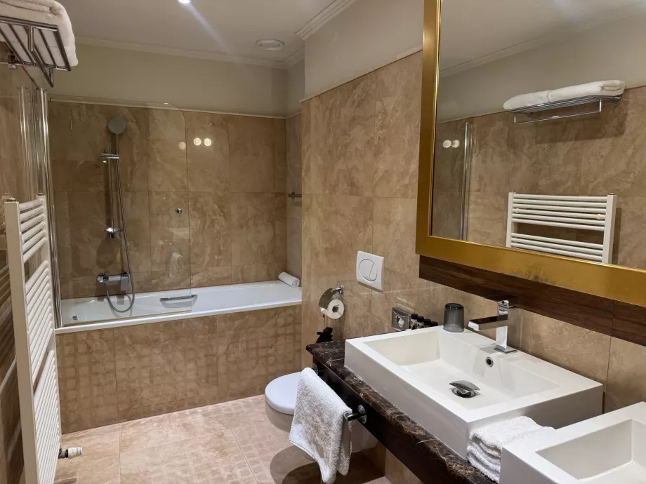Junior Süit'teki banyo
