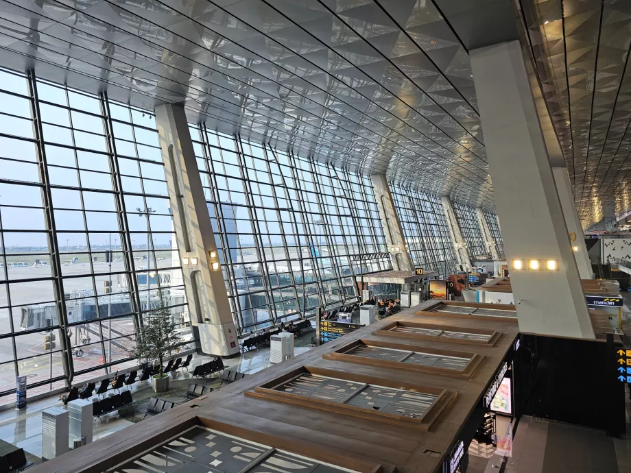 Terminal 3, transit bölge