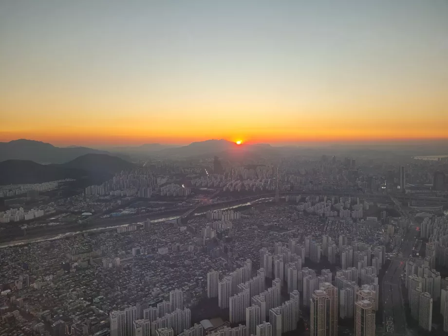 Lotte World Tower'dan görünüm