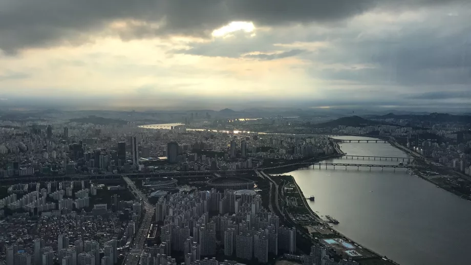 Lotte World Tower'dan görünüm