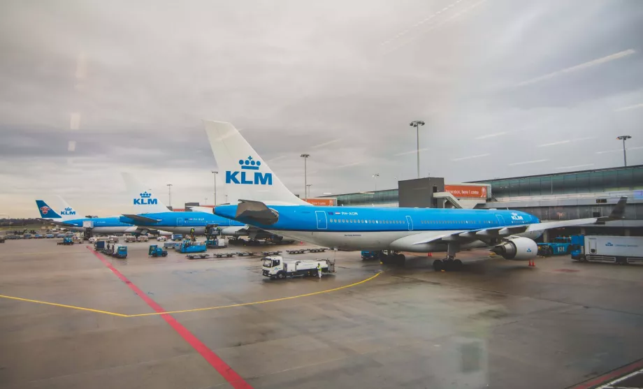 KLM Hollanda Kraliyet Havayolları