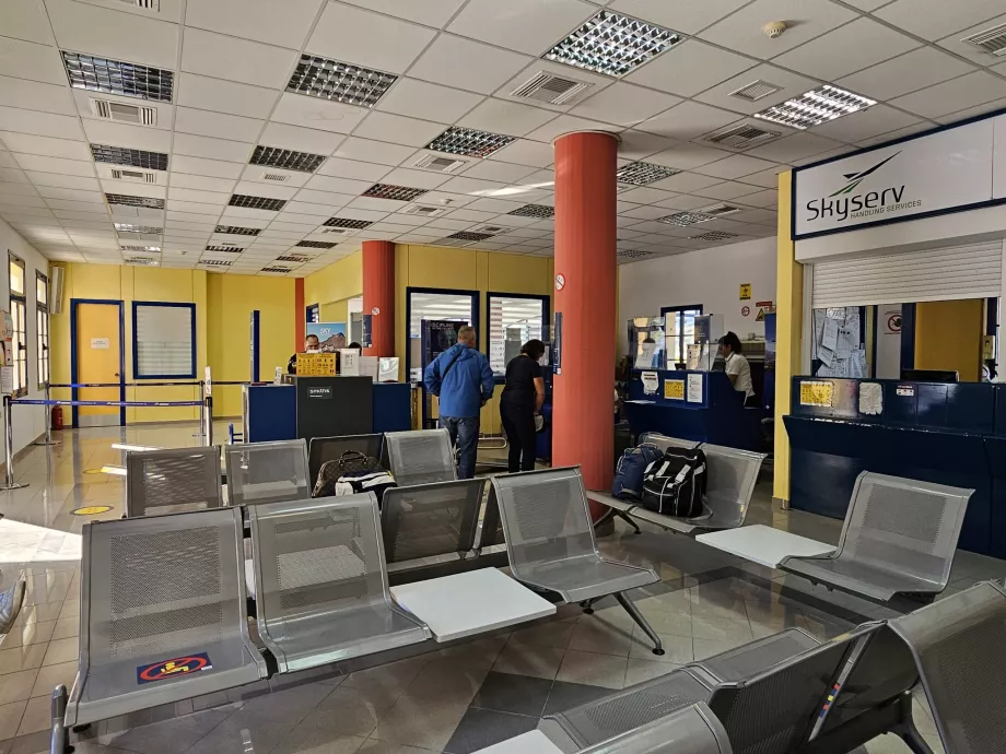 Check-in kontuarları ve güvenlik kontrolü, Leros Havalimanı