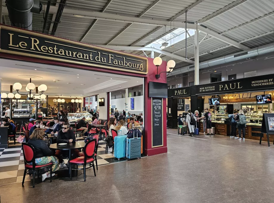 İçecekler, ortak alan, Terminal 2