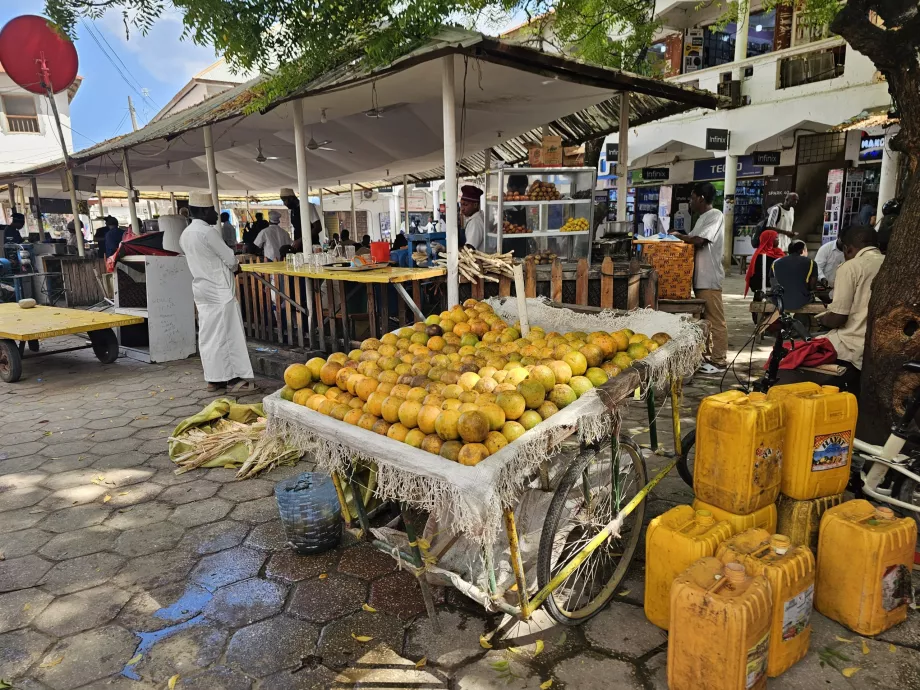 Darajani Souk, sokak yemekleri