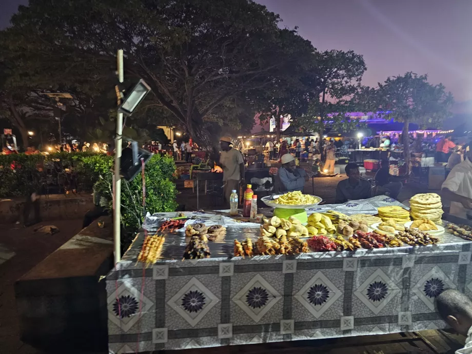 Forodhani Gece Pazarı