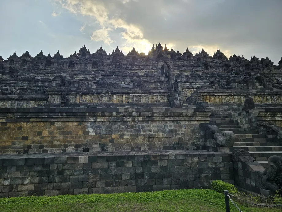 Borobudur Tapınağı