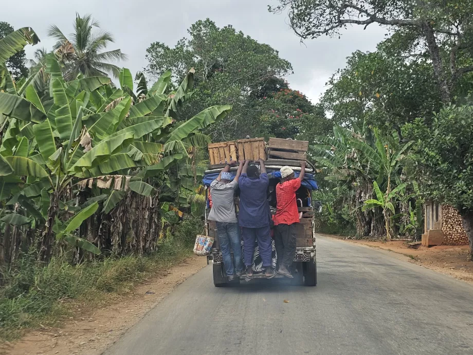 Verdiği eski otobüs
