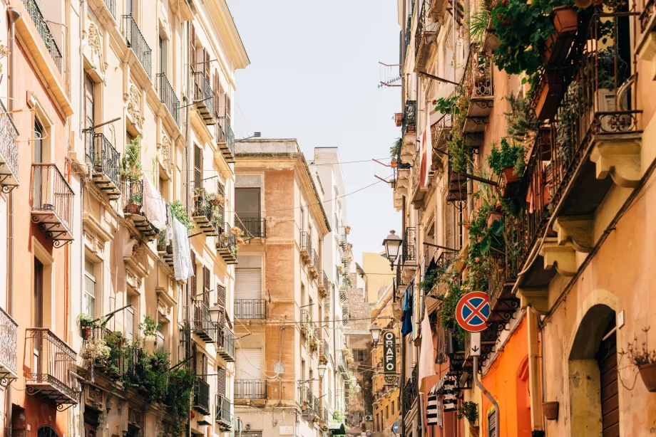 Cagliari'nin Sokakları